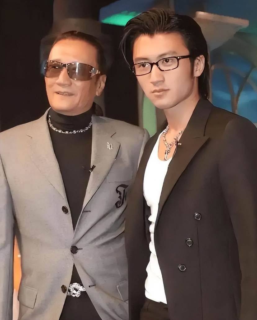 法院出手,狠狠替謝霆鋒出了口窩囊氣,結果大快人心,王菲沒說錯